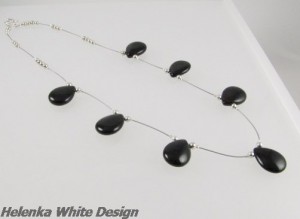Agate necklace - different view. - copyright Helen White