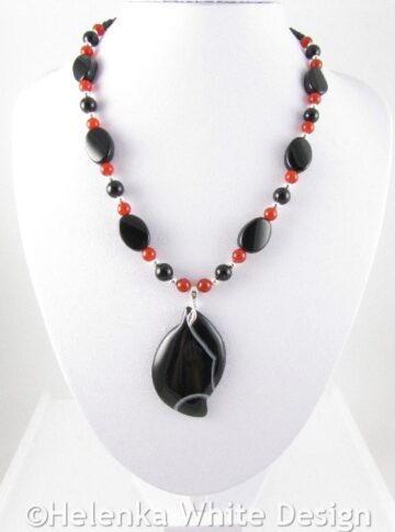 Black Agate necklace on bust